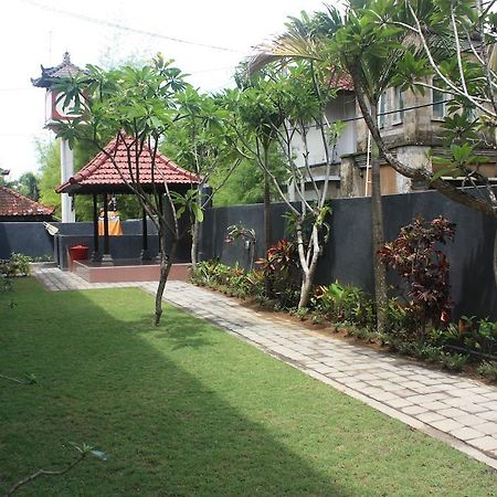 Hotel U House Seminyak Kerobokan Exterior foto